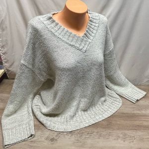 Womens Medium Chunky Knit Sweater